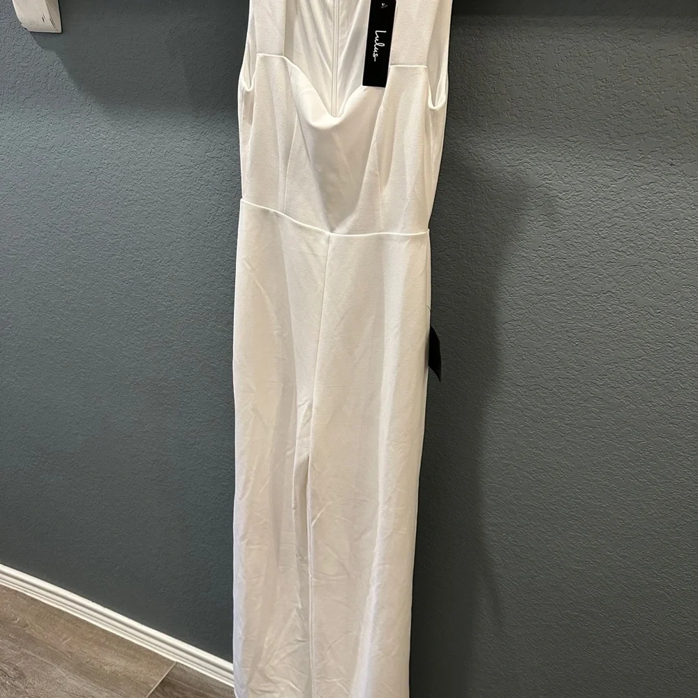 LULUS WHITE JUMPSUIT NWT - Picture 3 of 4